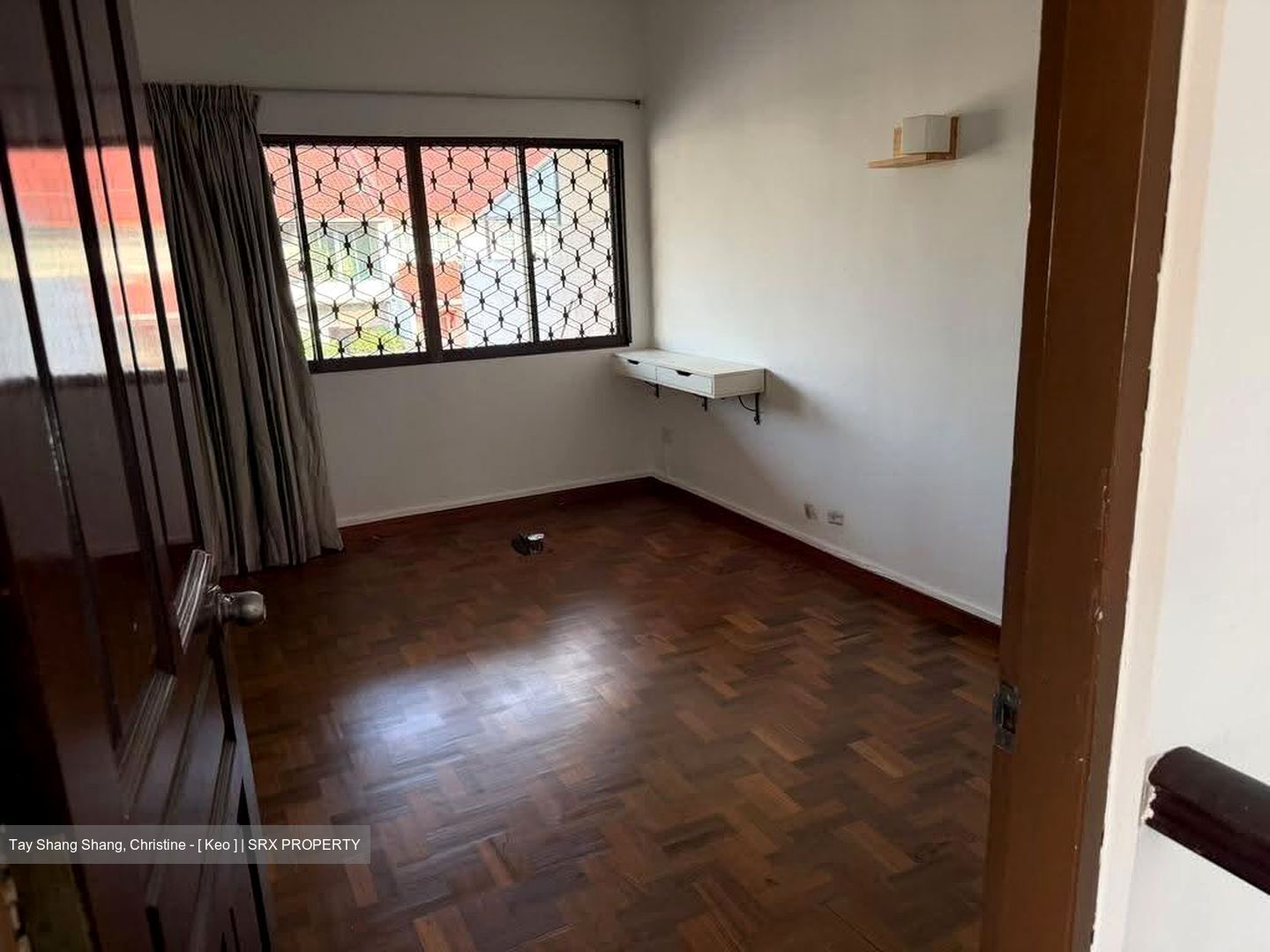 Golden Hill Estate (D19), Terrace #622741751